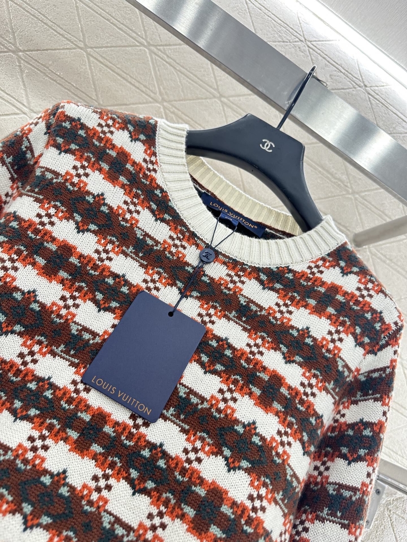 l0vis Vvtt0n sweaters